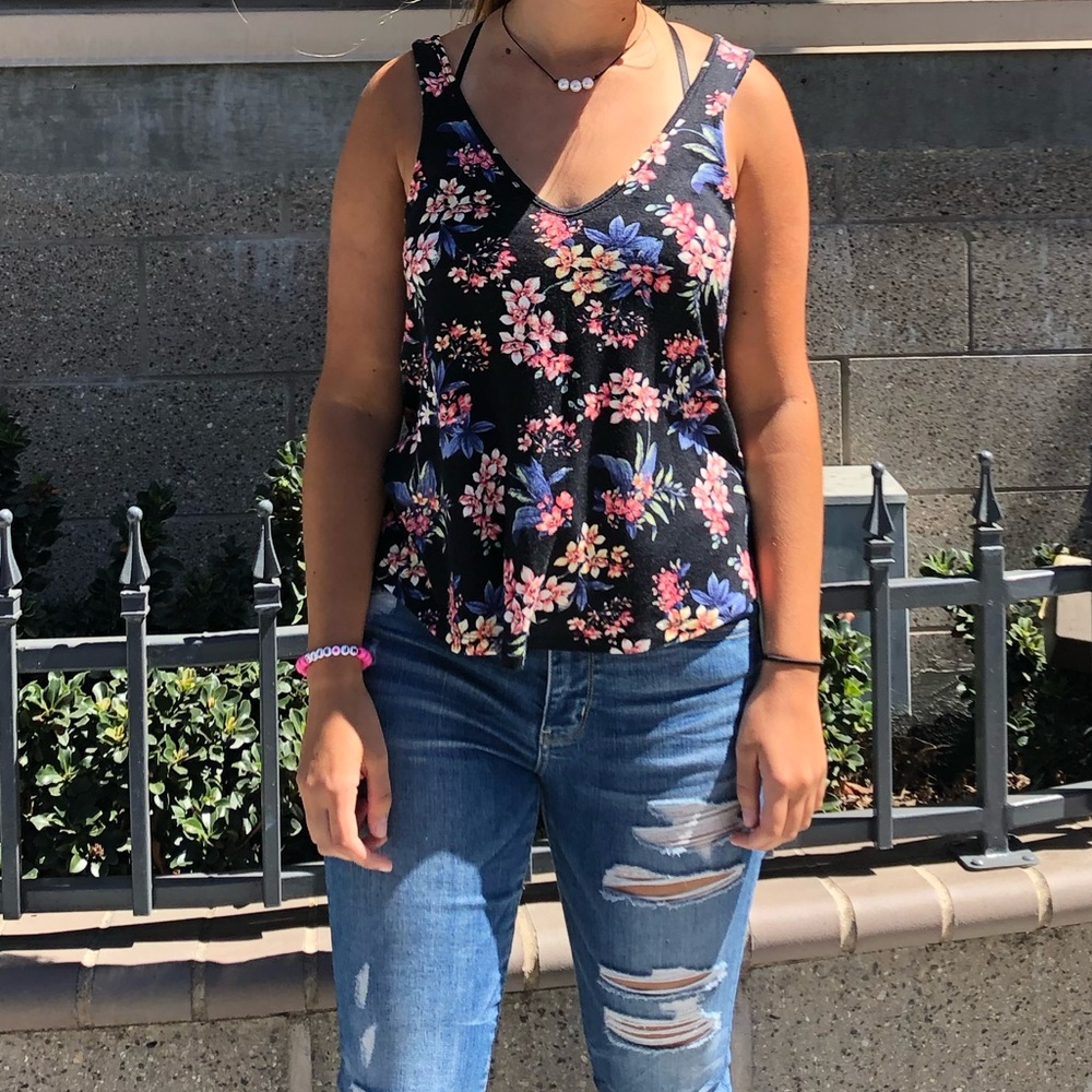 American eagle floral tank top